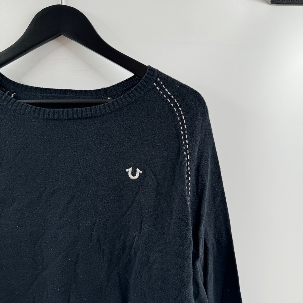 🧸 True Religion Black Scoop Neck Sweater Men's Size Medium Cotton Cashmere - Picture 2 of 5